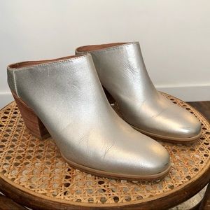 Rachel Comey Metallic Silver Clogs